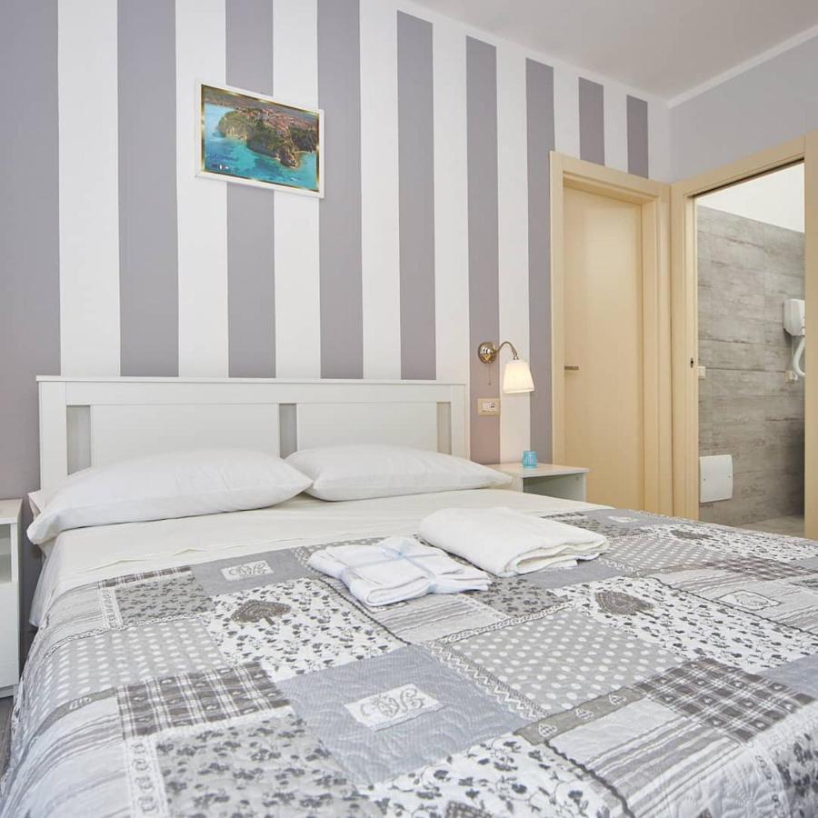 Bed & Breakfast Criselle *